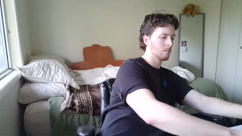 Devon online show from 13, 2, 2025