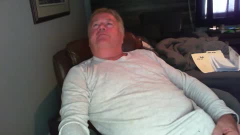 canamanxxx online show from 5, 10, 2025