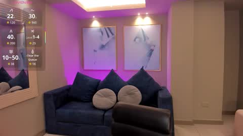 Snapshot of candaserussell chatting on 25, 11, 2025 Candanse R online show from 25, 11, 2025