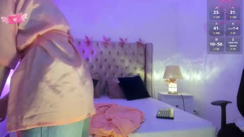 Candie  online show from 25, 3, 2026