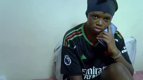 Snapshot of candiemaya chatting on 3, 11, 2025 candiemaya online show from 3, 11, 2025