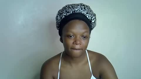 candiemaya online show from 12, 4, 2026