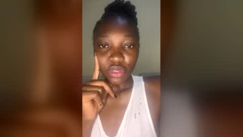 Snapshot of candy925833 chatting on 26, 2, 2026 candy925833 online show from 26, 2, 2026