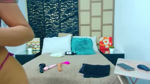 Snapshot of candy_biitch chatting on 10, 5, 2026 Candy biitch online show from 10, 5, 2026