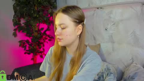 Snapshot of candy_cansew chatting on 2, 11, 2025 Candy online show from 2, 11, 2025