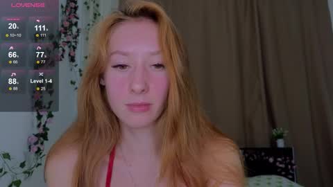 candy_flosse online show from 5, 10, 2025