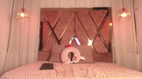 CANDY  online show from 17, 9, 2025