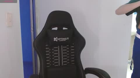 Snapshot of candy_giuliana21 chatting on 18, 2, 2026 candy_giuliana21 online show from 18, 2, 2026