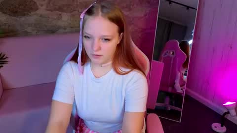 Snapshot of candy_lir chatting on 9, 2, 2026 Candy online show from 9, 2, 2026