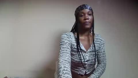 Snapshot of candy_pot chatting on 16, 10, 2025 candy pot online show from 16, 10, 2025