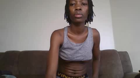 Snapshot of candy_vibe chatting on 5, 10, 2025 candy_vibe online show from 5, 10, 2025