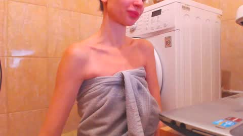 CANDYJESx online show from 13, 2, 2025