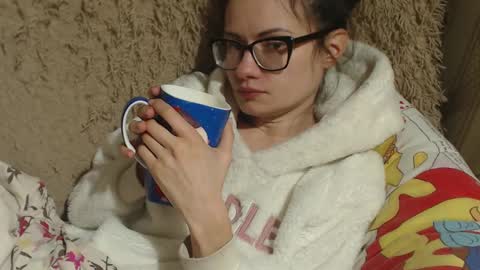 Snapshot of candylady13 chatting on 18, 2, 2025 say meow and send tips online show from 18, 2, 2025