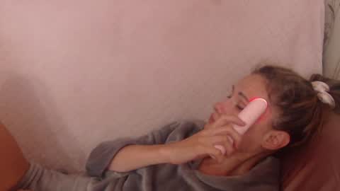 Snapshot of candylady136 chatting on 14, 7, 2026 say meow and send tip online show from 14, 7, 2026