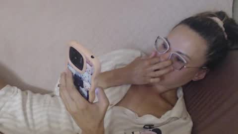 Snapshot of candylady136 chatting on 18, 7, 2026 say meow and send tip online show from 18, 7, 2026