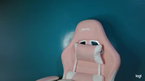 Snapshot of candymilfff chatting on 17, 1, 2026 candymilfff online show from 17, 1, 2026