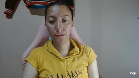 Snapshot of candymilfff chatting on 15, 3, 2026 candymilfff online show from 15, 3, 2026