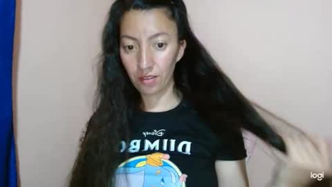 Snapshot of candymilfff chatting on 17, 4, 2026 candymilfff online show from 17, 4, 2026