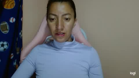 Snapshot of candymilfff chatting on 26, 4, 2026 candymilfff online show from 26, 4, 2026