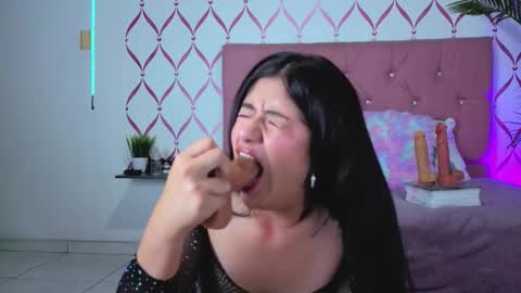 Snapshot of candymoon_1 chatting on 20, 11, 2025 Candy online show from 20, 11, 2025