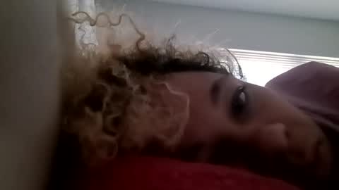 Snapshot of candyredxo2024 chatting on 13, 9, 2025 candyredxo2024 online show from 13, 9, 2025