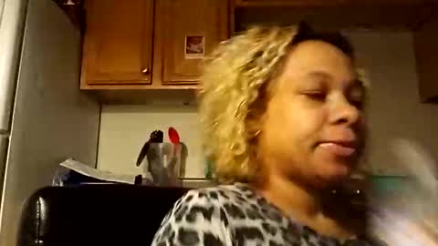 Snapshot of candyredxo2024 chatting on 15, 9, 2025 candyredxo2024 online show from 15, 9, 2025