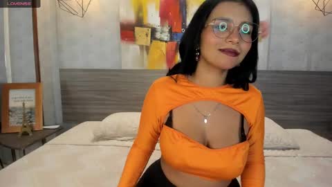 Snapshot of candys_victoria chatting on 16, 2, 2025 Candys Victoria online show from 16, 2, 2025