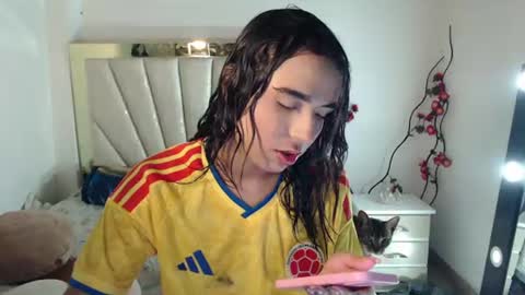 Snapshot of candyy_doll_ chatting on 4, 7, 2026 candyy_doll_ online show from 4, 7, 2026