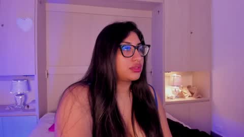 GABRIELA LOPEZ online show from 31, 3, 2026