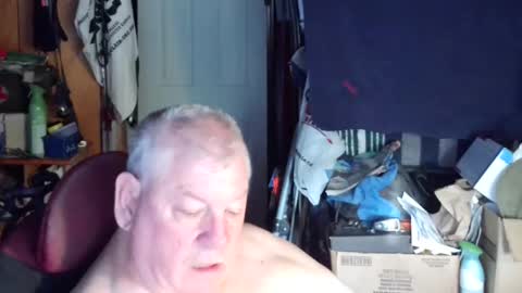 canoelicker69 online show from 14, 9, 2025