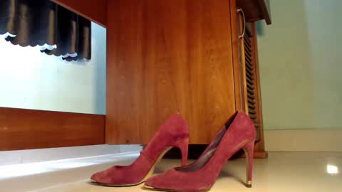 Miss Di online show from 18, 4, 2026