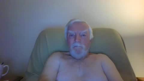 Snapshot of capecod21 chatting on 30, 10, 2025 capecod21 online show from 30, 10, 2025
