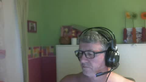 Snapshot of capitaine1959 chatting on 14, 7, 2026 capitaine1959 online show from 14, 7, 2026