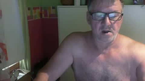 Snapshot of capitaine1959 chatting on 14, 7, 2026 capitaine1959 online show from 14, 7, 2026
