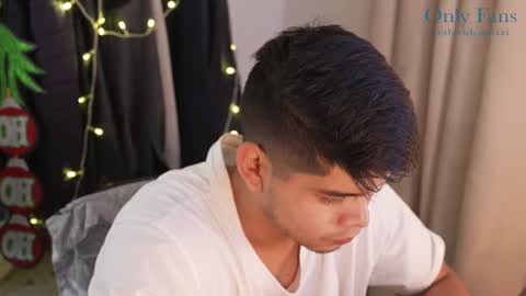 Snapshot of capizzi_ chatting on 12, 12, 2024 David Capizzi online show from 12, 12, 2024