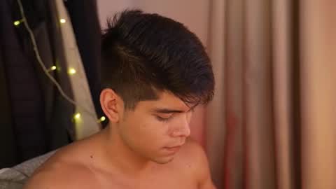 Snapshot of capizzi_ chatting on 22, 12, 2024 David Capizzi online show from 22, 12, 2024