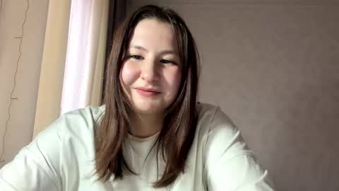 Snapshot of capricenichlos chatting on 4, 3, 2026 May online show from 4, 3, 2026