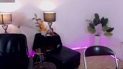 caprize_diva online show from 4, 1, 2025