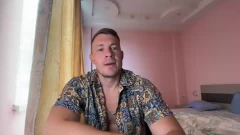 Snapshot of capt_oliver chatting on 8, 7, 2026 follow my twitter online show from 8, 7, 2026