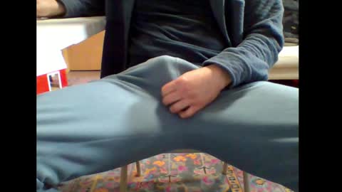 captainbratwurst21 online show from 2, 12, 2024