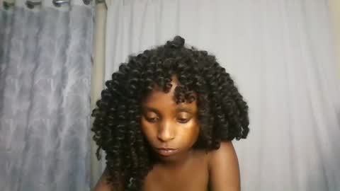Snapshot of carababey chatting on 1, 4, 2026 carababey online show from 1, 4, 2026