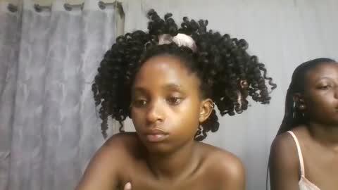 Snapshot of carababey chatting on 12, 4, 2026 carababey online show from 12, 4, 2026