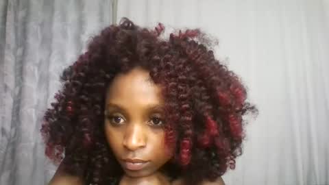 Snapshot of carababey chatting on 21, 4, 2026 carababey online show from 21, 4, 2026
