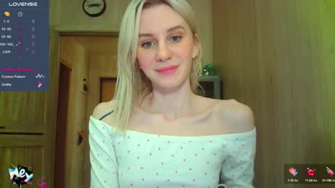 Snapshot of caramel_pie_ chatting on 4, 3, 2025 caramel online show from 4, 3, 2025