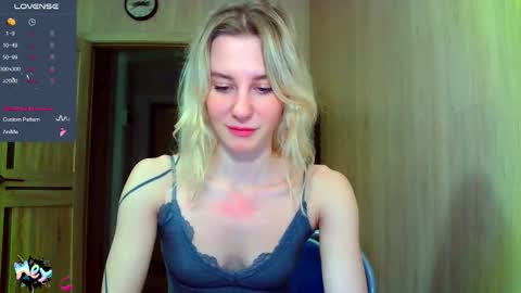 Snapshot of caramel_pie_ chatting on 21, 9, 2025 caramel online show from 21, 9, 2025