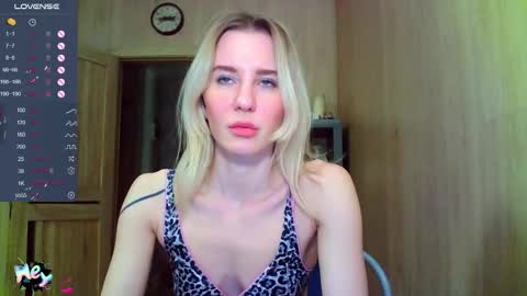 Snapshot of caramel_pie_ chatting on 29, 9, 2025 caramel online show from 29, 9, 2025