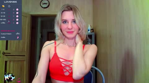 Snapshot of caramel_pie_ chatting on 13, 11, 2025 caramel online show from 13, 11, 2025