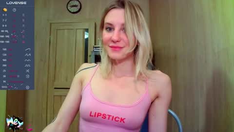 Snapshot of caramel_pie_ chatting on 14, 11, 2025 caramel online show from 14, 11, 2025