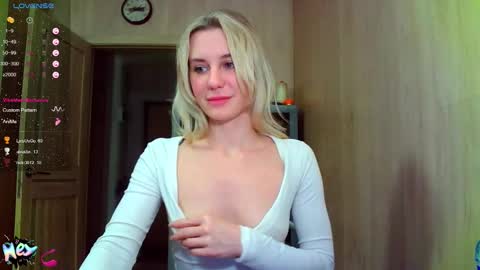 Snapshot of caramel_pie_ chatting on 21, 12, 2025 caramel online show from 21, 12, 2025