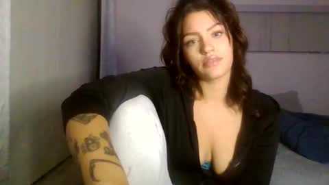 Snapshot of caramelmami26 chatting on 7, 1, 2025 caramelmami26 online show from 7, 1, 2025